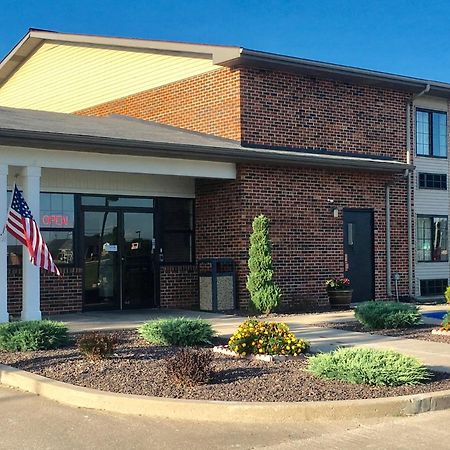 Fairbridge Inn Express Monroe City 외부 사진