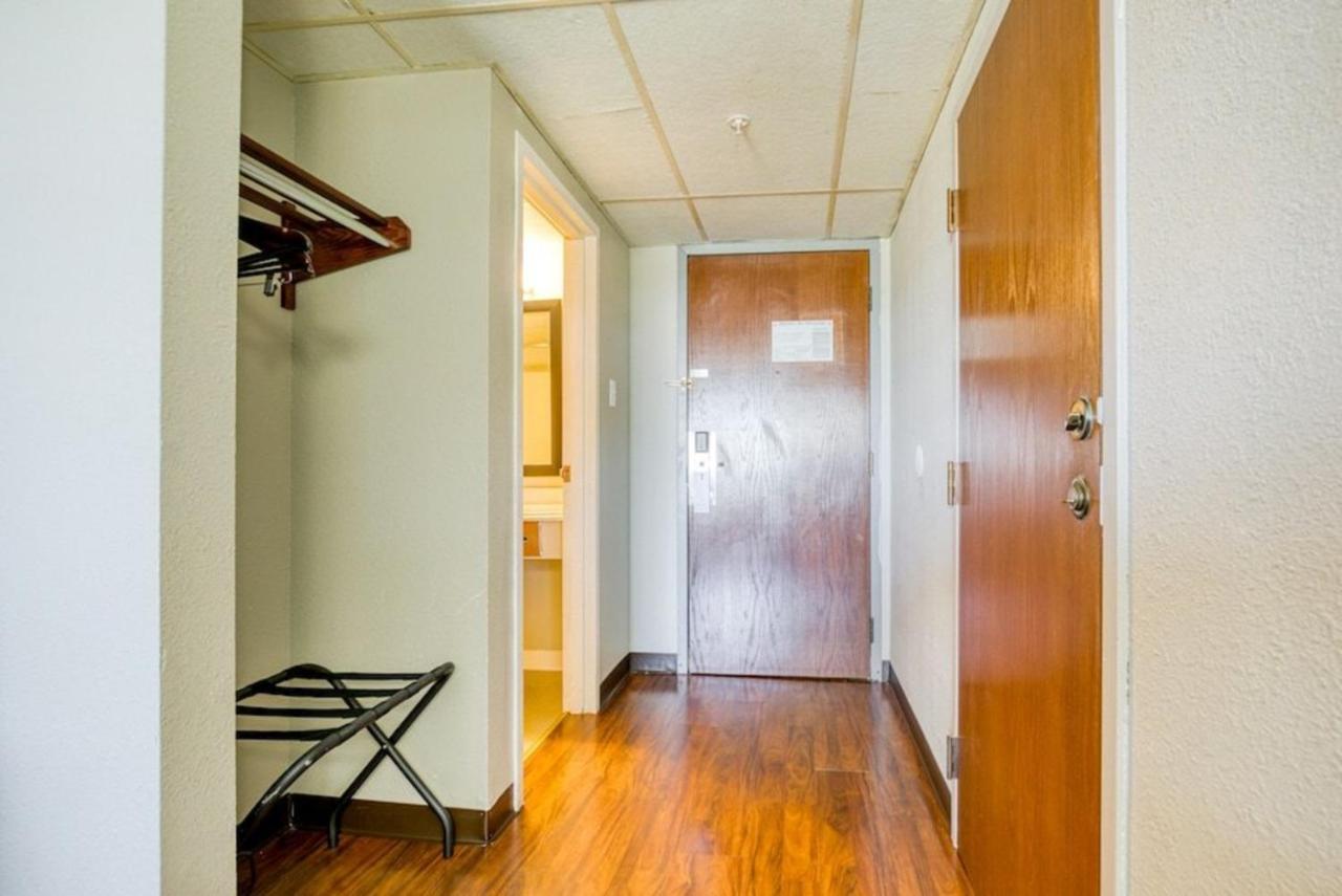 Fairbridge Inn Express Monroe City 외부 사진