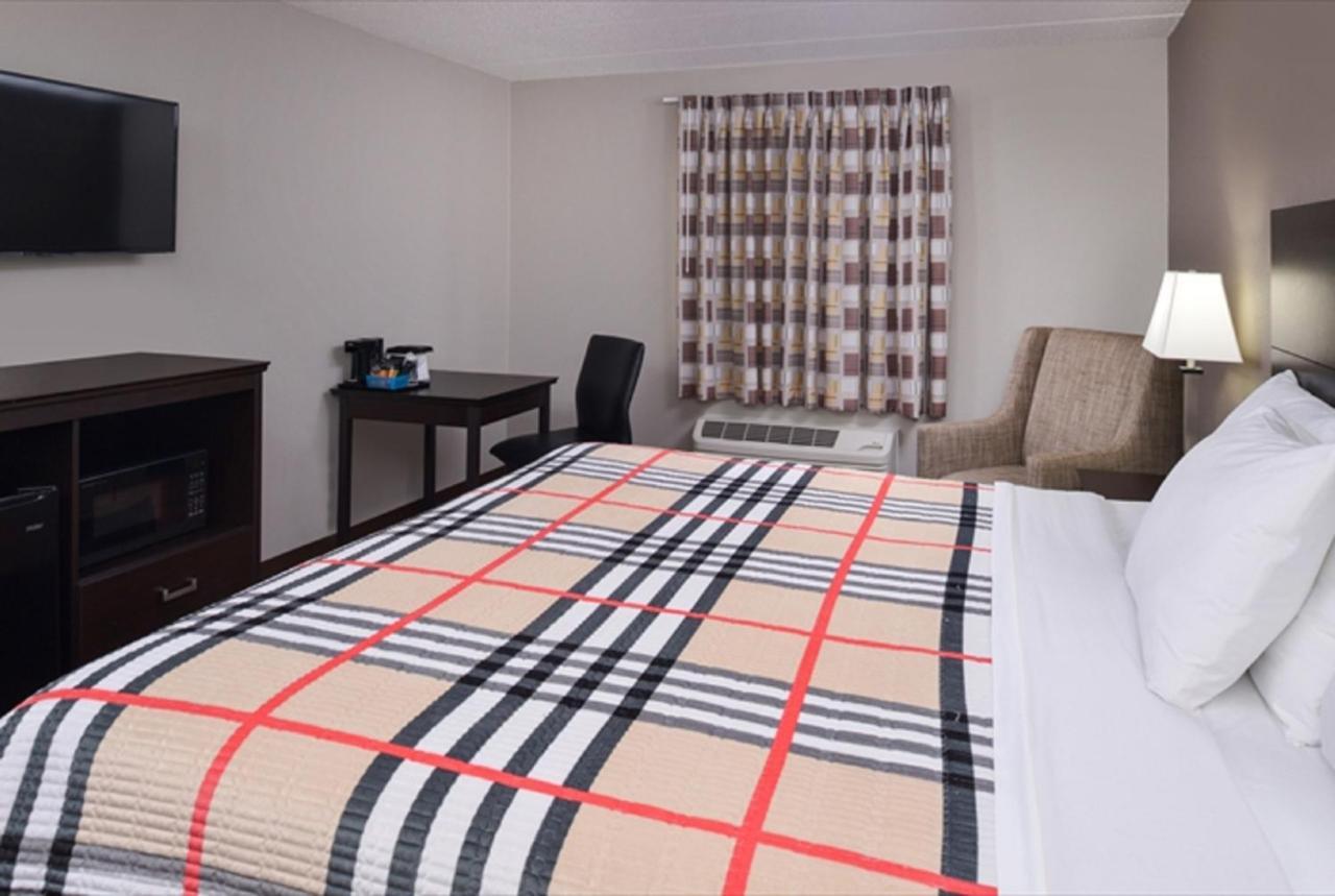 Fairbridge Inn Express Monroe City 외부 사진