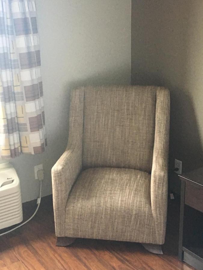 Fairbridge Inn Express Monroe City 외부 사진